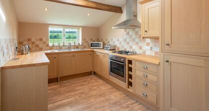 Easton Meadows Holiday Cottage