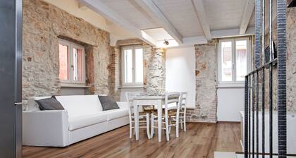 Apartments Casa Roccia Bianca