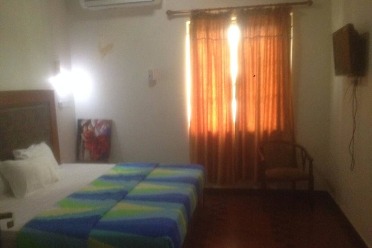 Free cribs/infant beds, free WiFi, bed sheets, wheelchair access