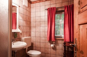 Apartment | Badezimmer