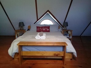 3 bedrooms, individually decorated, individually furnished