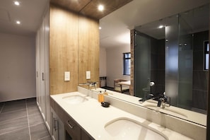 Bathroom - Mont Angelis Retreat (Stellenbosch)