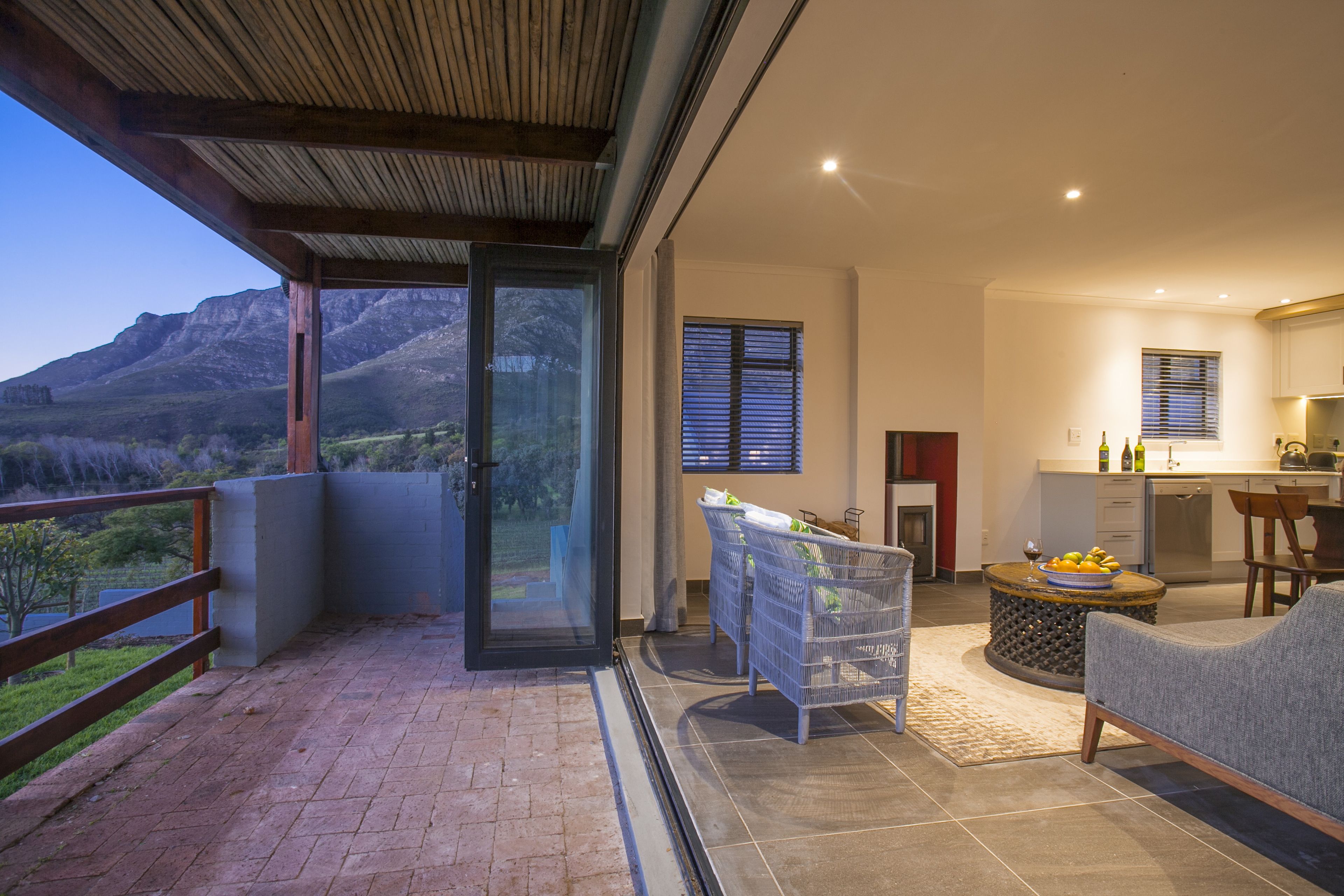 In-room safe, iron/ironing board, free WiFi, bed sheets