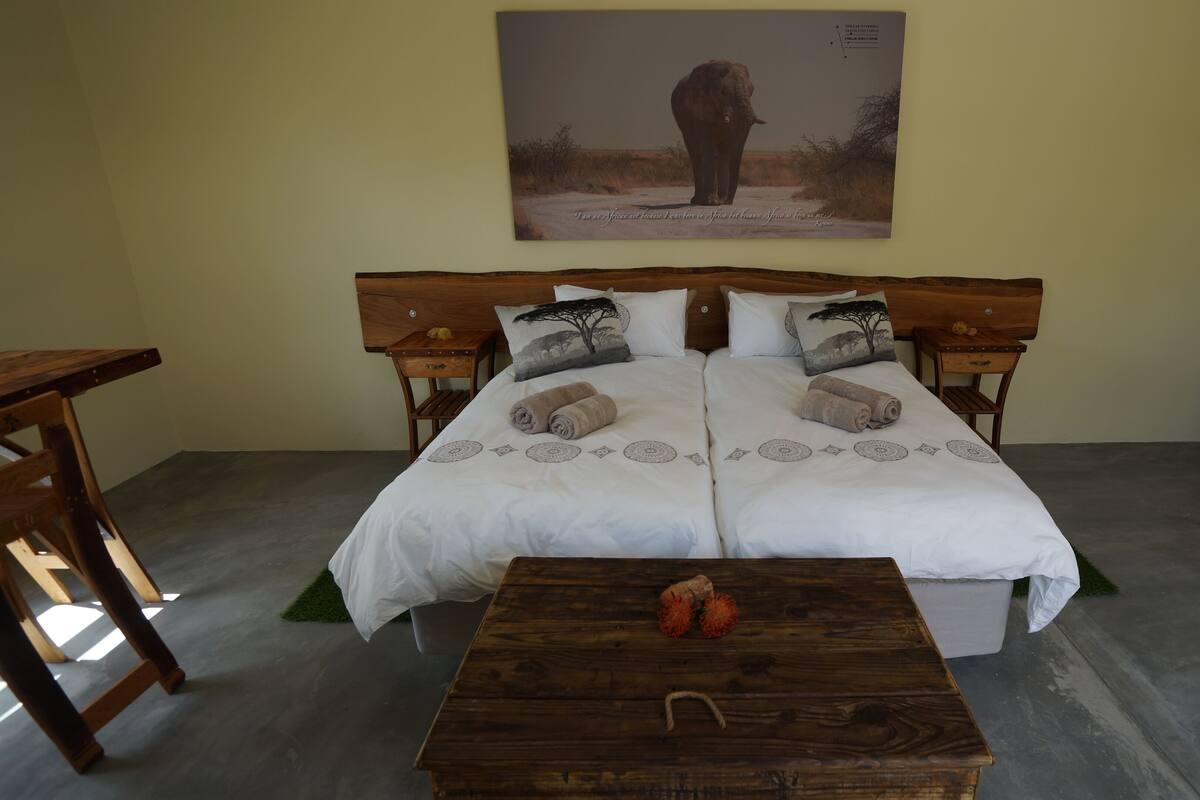 Egyptian cotton sheets, premium bedding, pillow-top beds