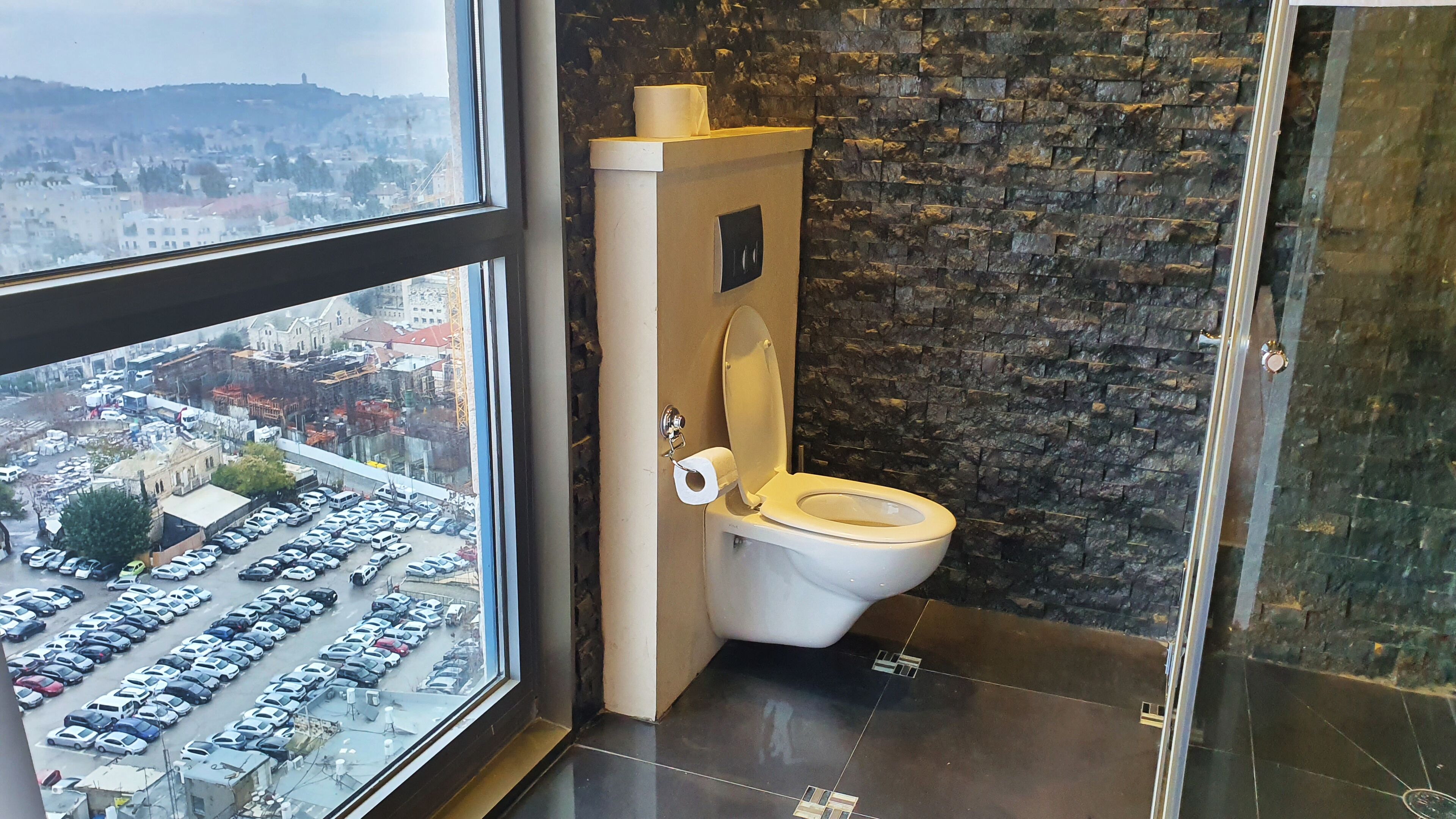 luxury room, city view | bathroom | shower, free toiletries, hair dryer, towels