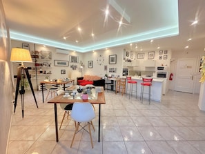 Free daily buffet breakfast  - Il BorGhetto Guest house (Civitavecchia)
