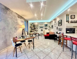 Free daily buffet breakfast  - Il BorGhetto Guest house (Civitavecchia)