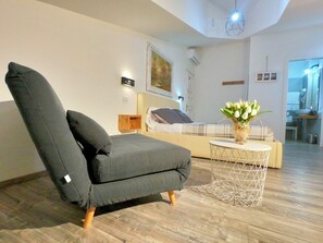 Triple Room | Egyptian cotton sheets, premium bedding, down comforters - Il BorGhetto Guest house (Civitavecchia)