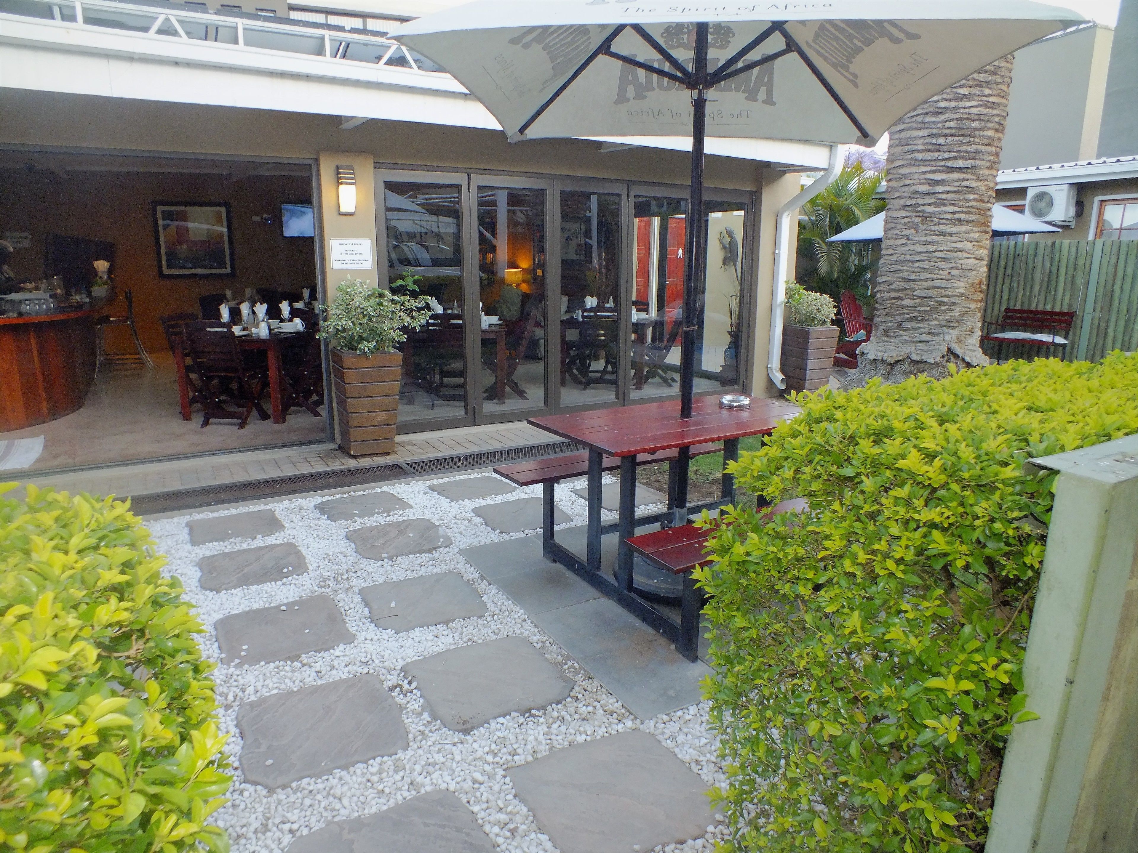 Café da manhã completo grátis