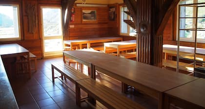 Refuge des étangs de Bassiès - Hostel