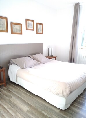 Double Room | Individually decorated, individually furnished, iron/ironing board - Les Rives de l'Isle (Saint-Astier)