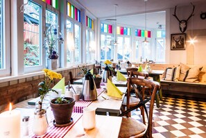 Free daily buffet breakfast - Hotel Zur Mühle (Bad Schandau)