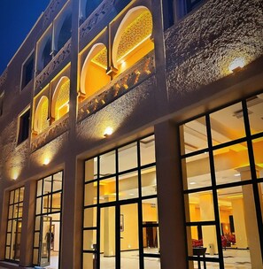 واجهة المنشأة