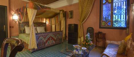 Dubbelrum - 1 dubbelsäng - icke-rökare | Mörkläggningsgardiner, strykjärn/strykbräda, gratis wi-fi och sängkläder