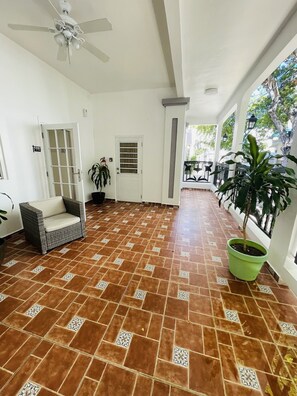 Lobby - Placid Suites (San Juan)