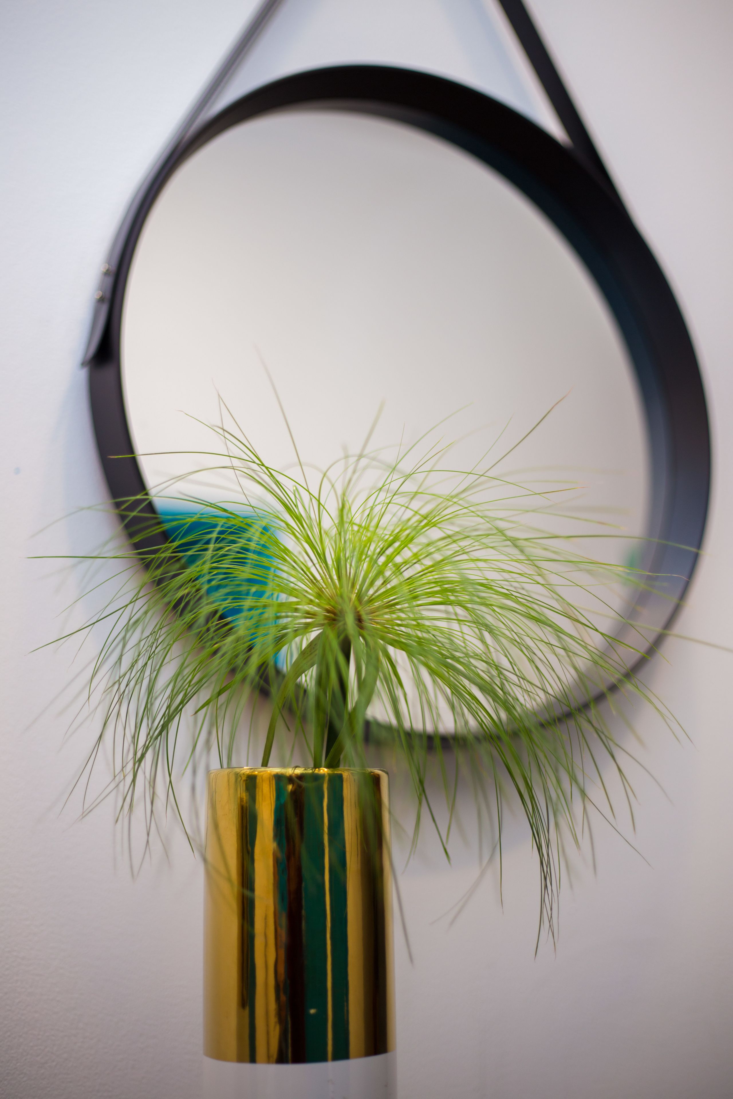 32-inch plasma tv with cable channels, tv