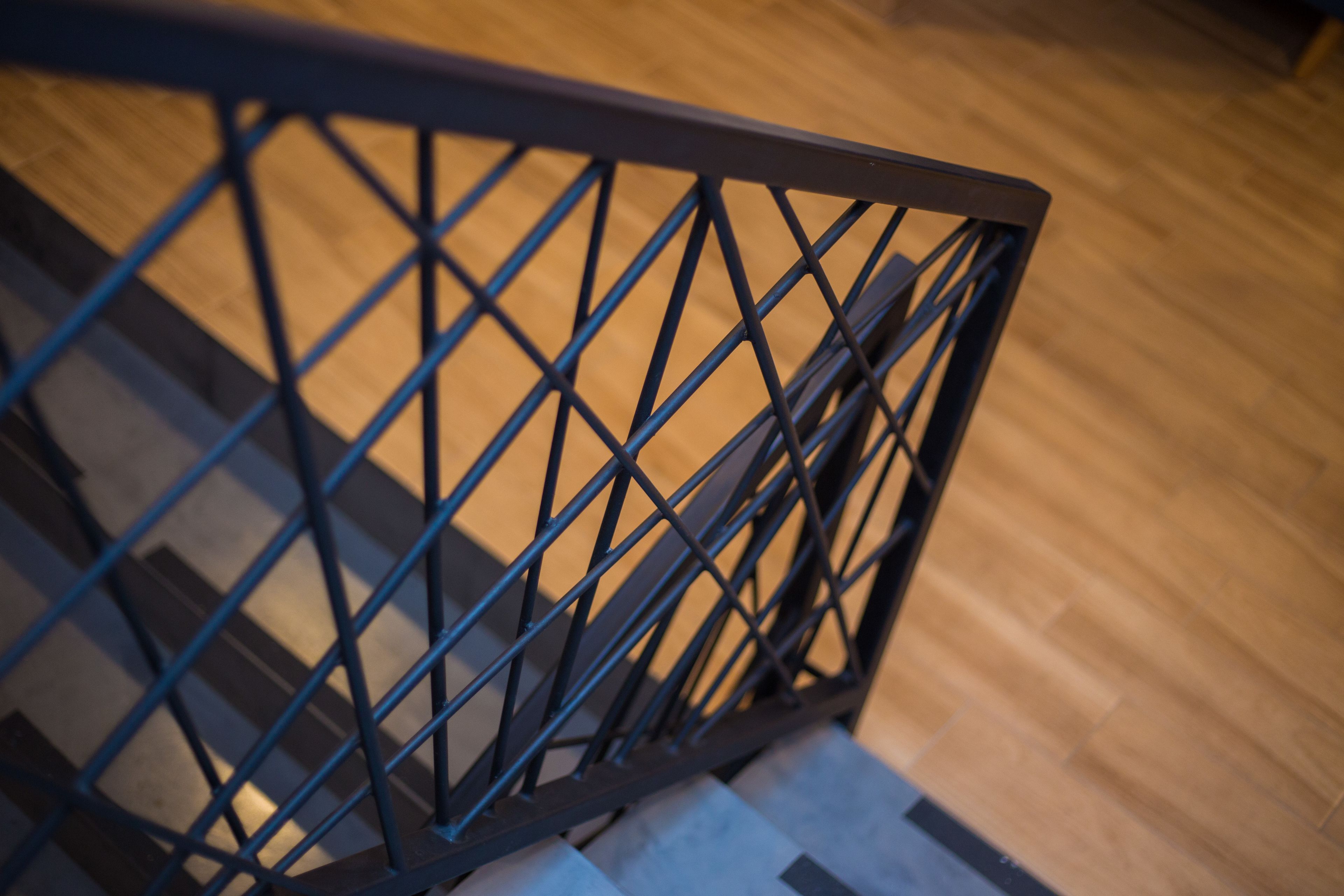 32-inch plasma tv with cable channels, tv