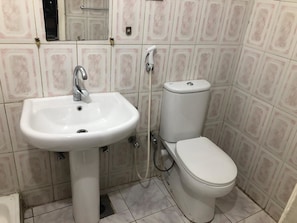 Bathroom - Venus Hostel (Luxor)