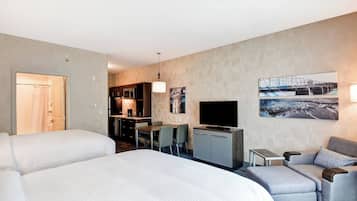 1 bedroom, desk, laptop workspace, blackout drapes