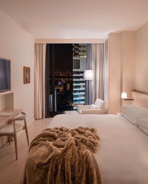Allergivenligt sengetøj, dundyner, senge med topmadrasser, minibar
