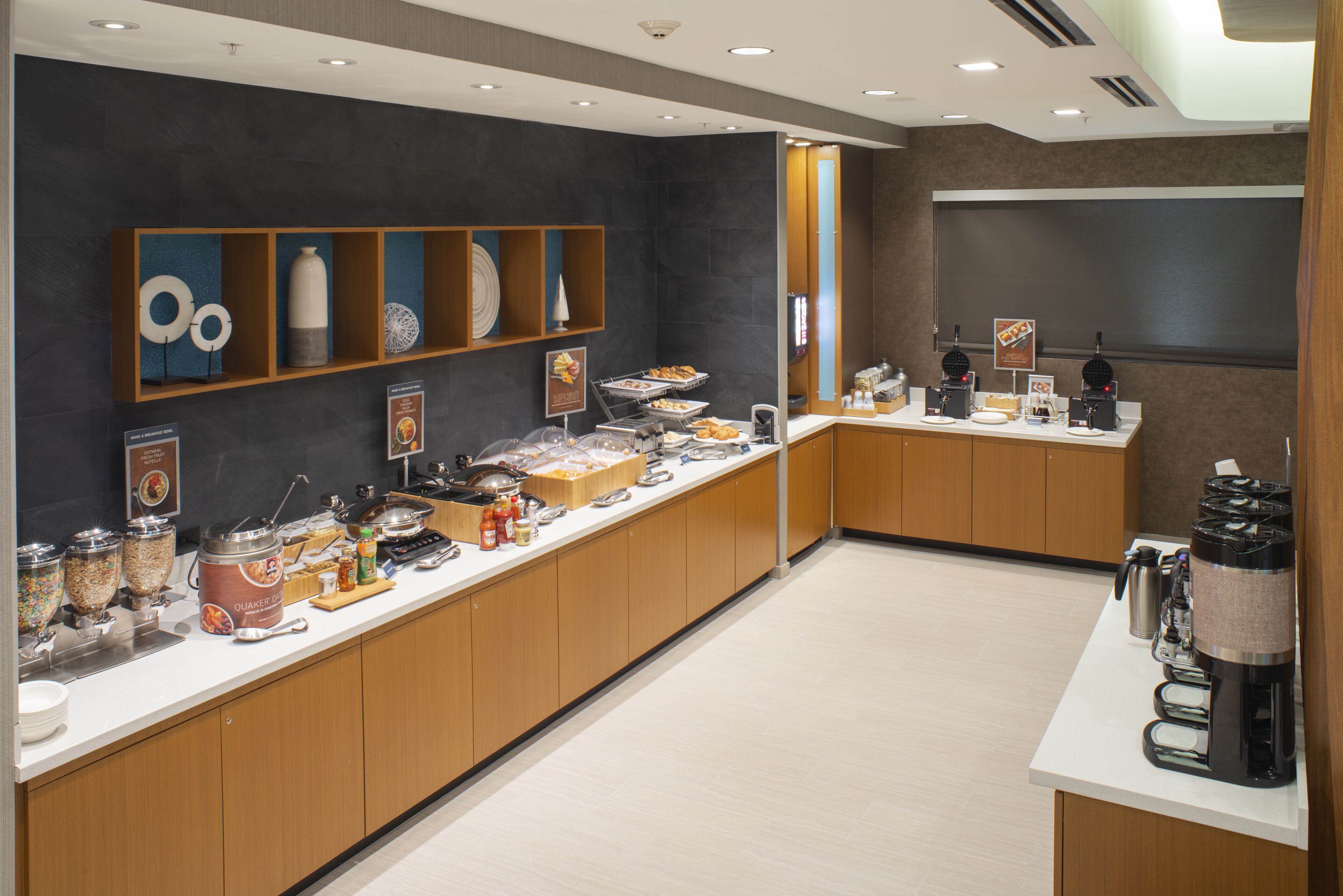 Dagelijks ontbijtbuffet inbegrepen