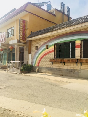 Fachada de la propiedad
