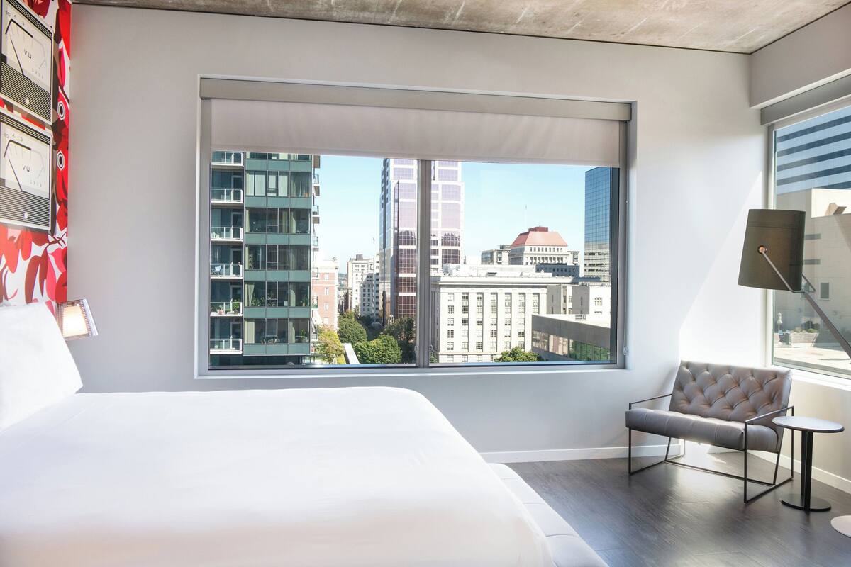 1 bedroom, pillow-top beds, in-room safe, desk