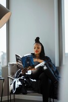 Camas com colchões pillow-top, cofres nos quartos, escrivaninha