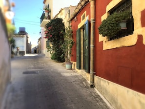 Suíte design | Vista para a rua