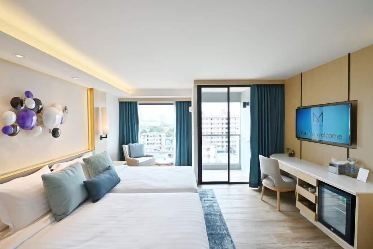 Free minibar items, in-room safe, desk, blackout curtains