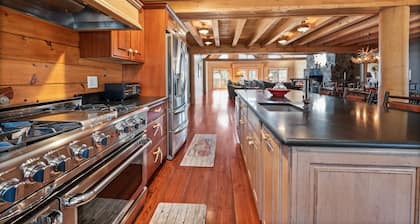 Luxurious Woodstock Home Rental Catskill Mountains Views & Private Retreat
