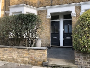 Exterior detail - Bright and Elegant 2 Bedroom Flat Near Notting Hill (London)