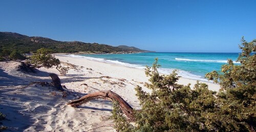 Casa de acceso directo al mar, a 2 minutos de la playa.