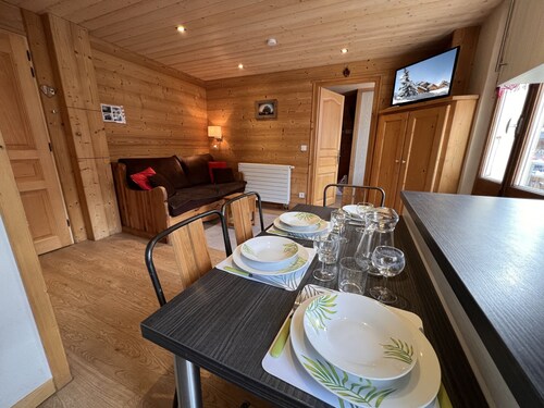 GENTIANES 3 Bis – Apartment in the village center and close to the slopes – Wi-Fi