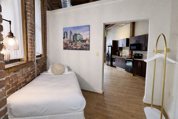 2 chambres, fer et planche à repasser, accès Internet, draps fournis