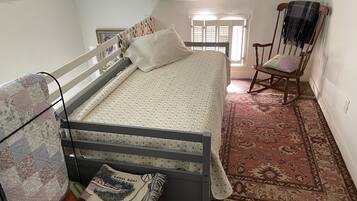 2 Schlafzimmer, Bügeleisen/Bügelbrett, Reisekinderbett, kostenloses WLAN
