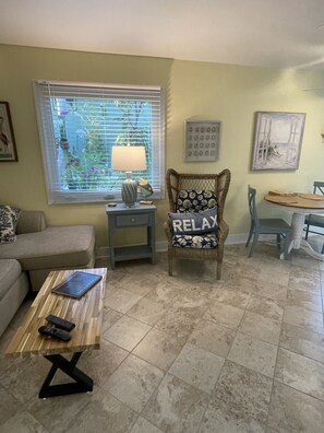 スマートテレビ、書庫