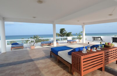 Villa Sol y Luna Ocean Front with Private Pool