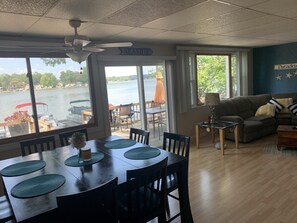 Dining - Cozy Koontz lake House right on the water, 30 min to Notre Dame <br> (koontz lake)
