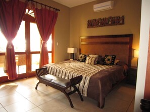 2 間睡房、Wi-Fi、床單、方便輪椅出入