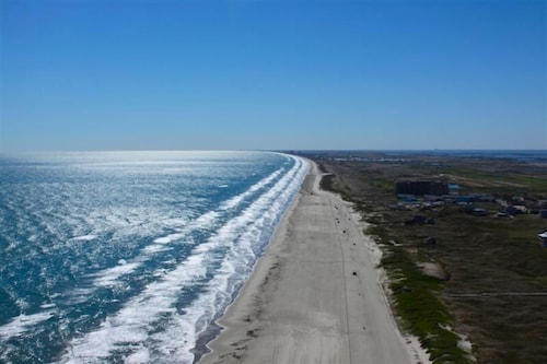 Price drop!!   March to summer is open!  Ocean View 2nd floor/ 2bd 2bath