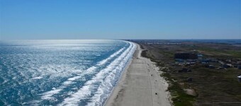 Price drop!!   March to summer is open!  Ocean View 2nd floor/ 2bd 2bath