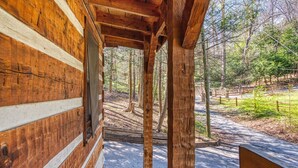 Exterior - Puppy Love 1619 - One Bedroom Cabin (Gatlinburg)