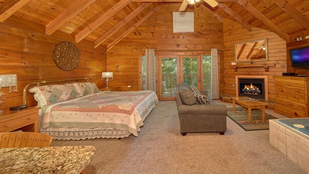Cabin, 1 King Bed, Hot Tub | 1 bedroom, free WiFi, bed sheets - Foxy Lady 1531 - One Bedroom Cabin (Gatlinburg)