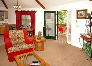 Ferienhütte, 2 Schlafzimmer, Kamin | Wohnzimmer | Fernseher, Kamin