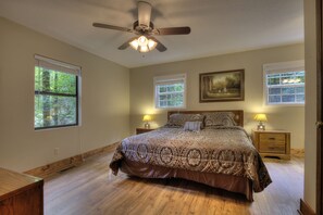 3 kamar tidur, Wi-Fi gratis, dan seprai linen