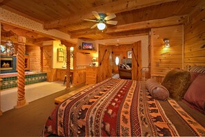 Room - Tontos Tee Pee 123 - One Bedroom Cabin (Sevierville)