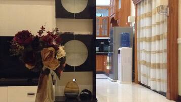 4 Bedroom House | Television