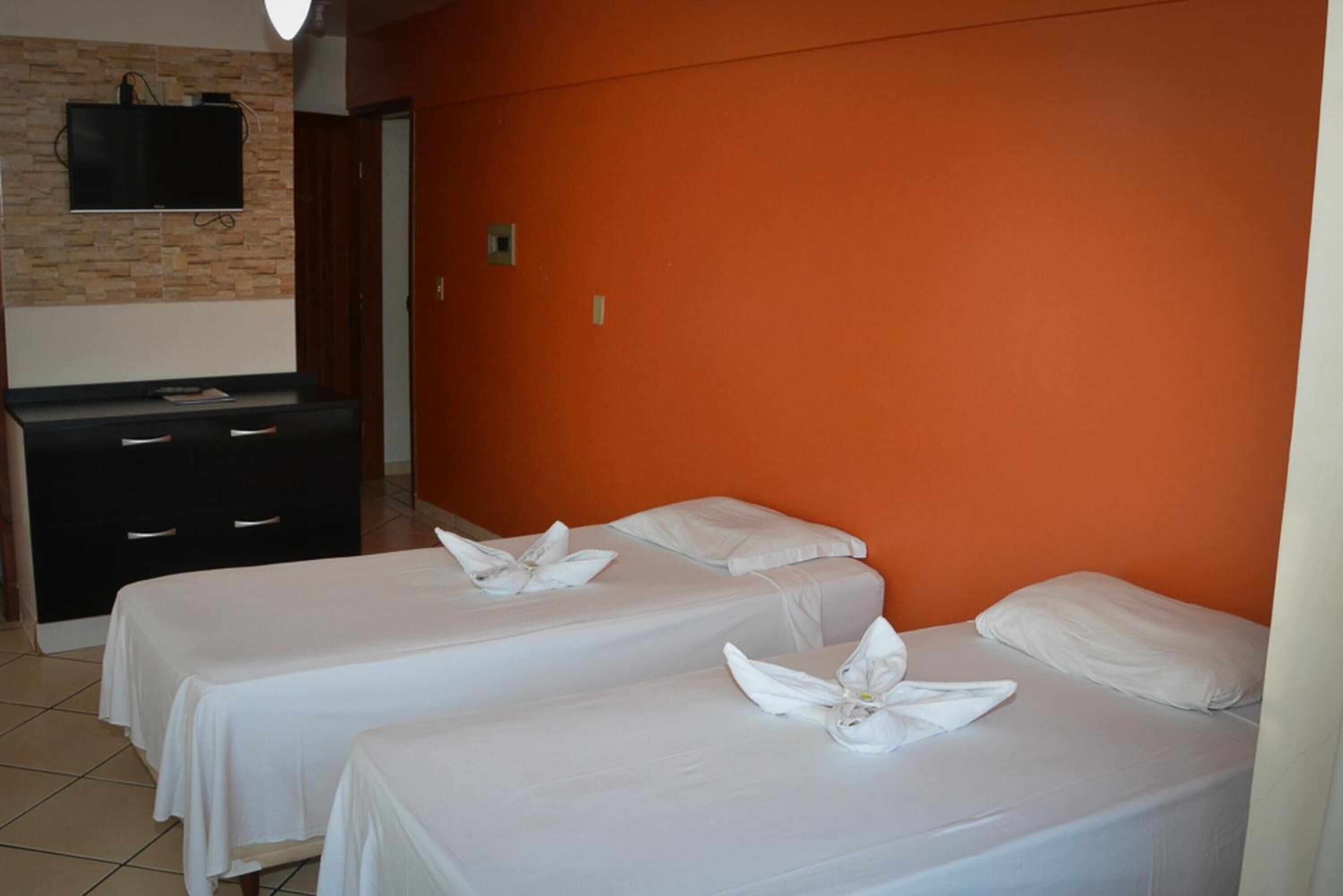 Wifi gratis y ropa de cama