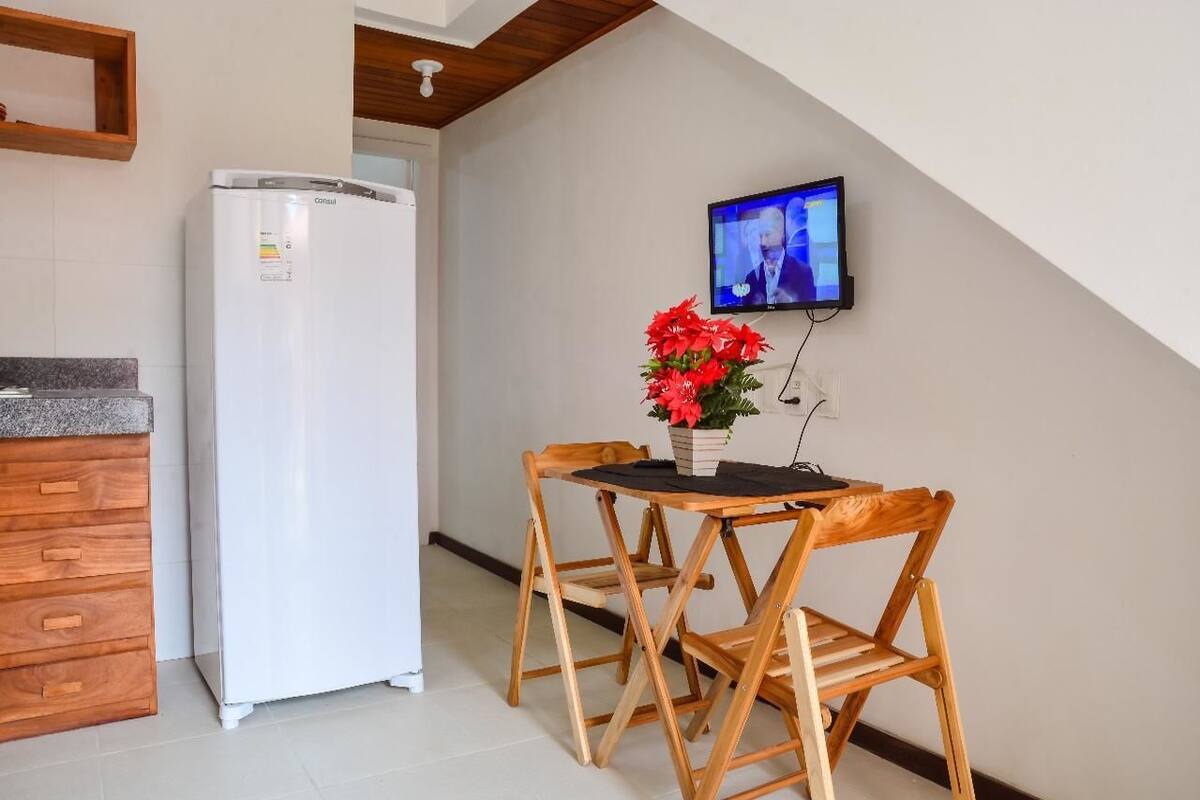 Standard Apartment, Multiple Beds, Non Smoking | In-room dining